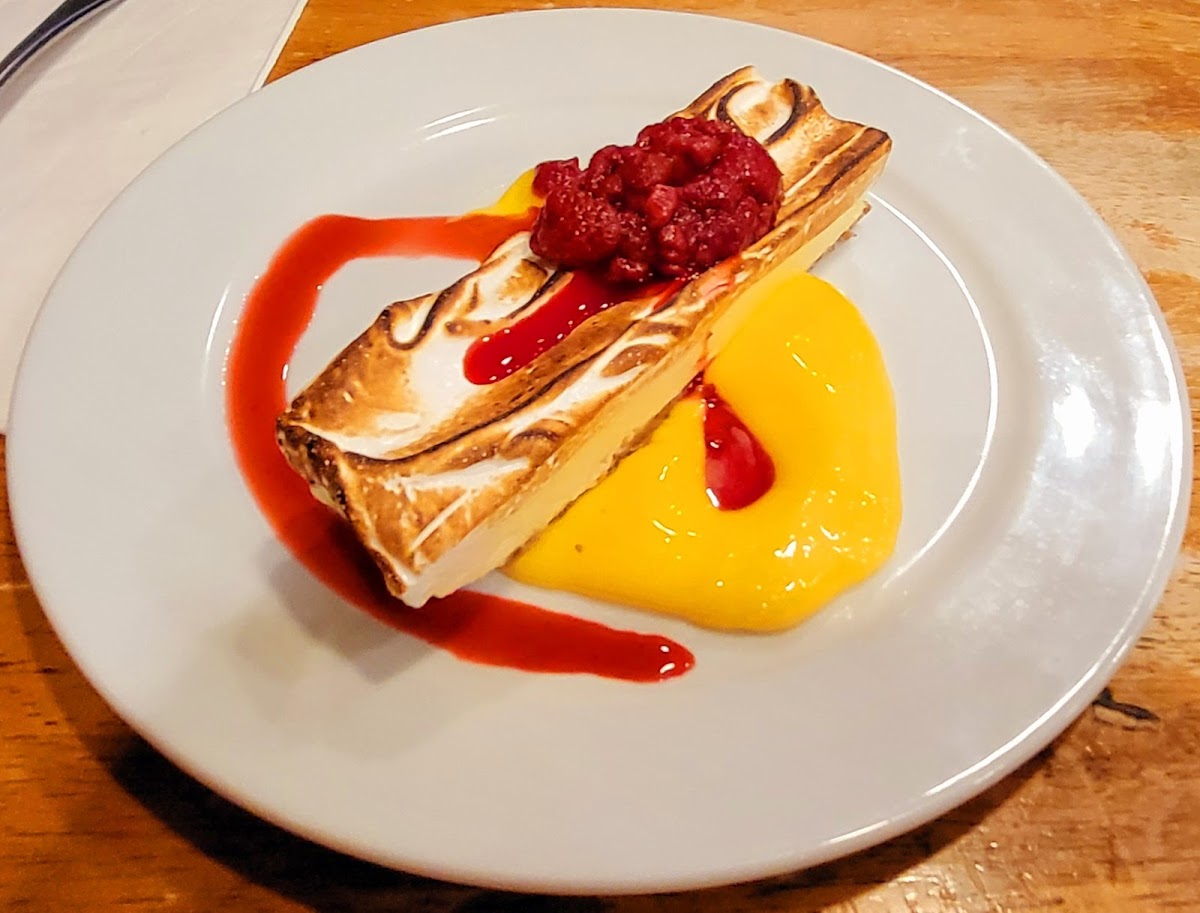 Moons Restaurant And Bar-10