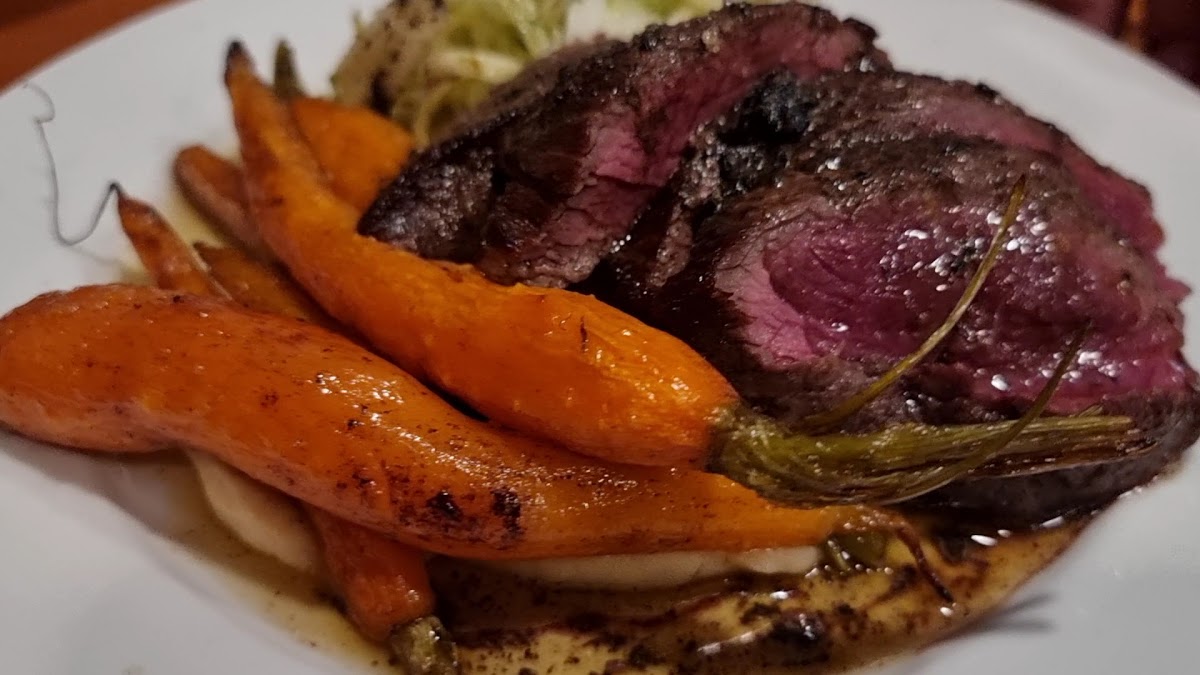 Moons Restaurant And Bar-2