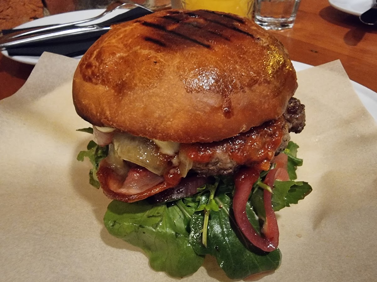 Moons Restaurant And Bar-5